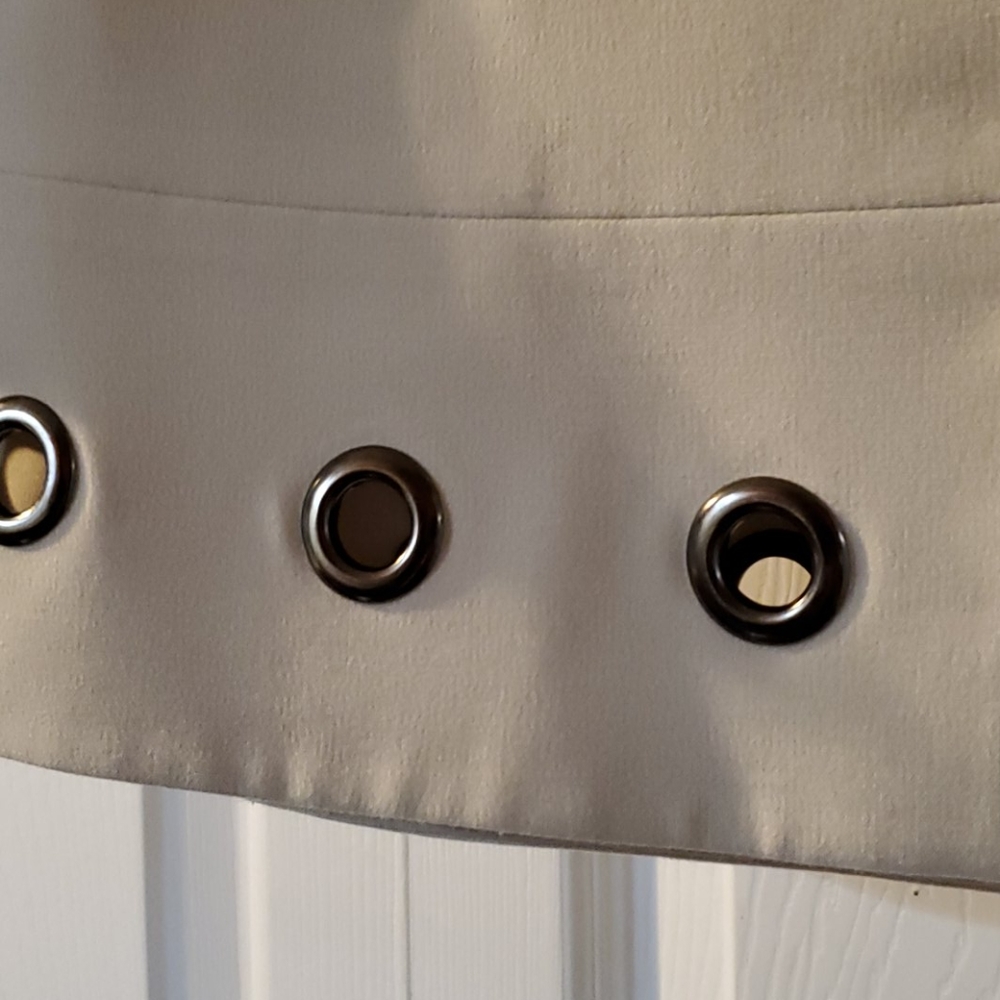 Blazer - Picture 2 of 2